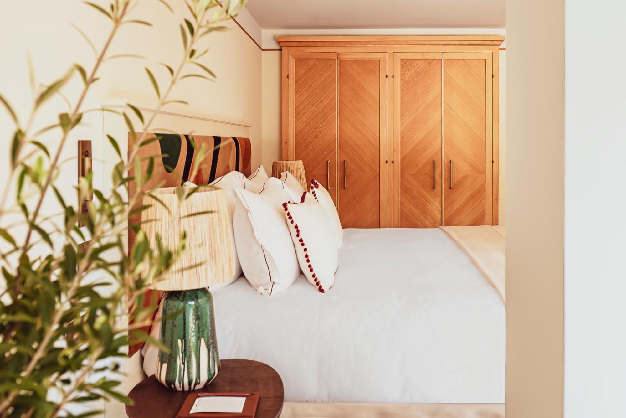 Deluxe Junior Suite Double or Twin